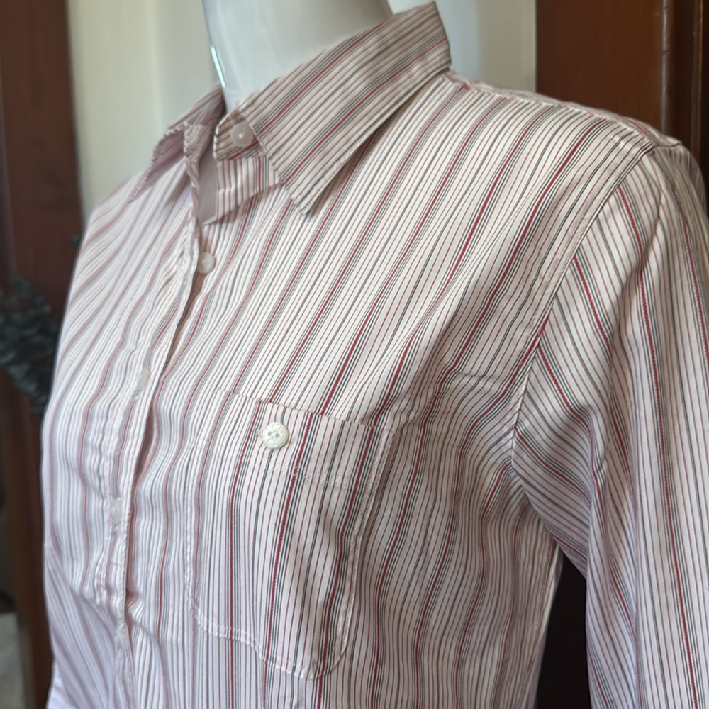 NWT northern reflections size small Striped Button-Up Shirt red and white